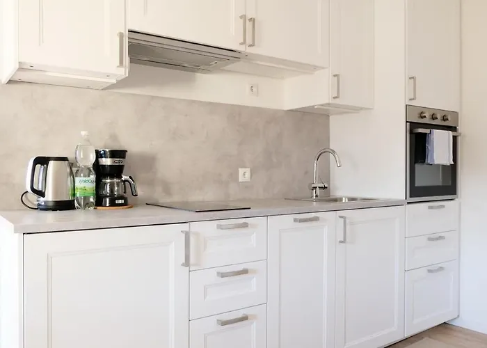 Neues Im Zentrum Von Fuer 2 Personen