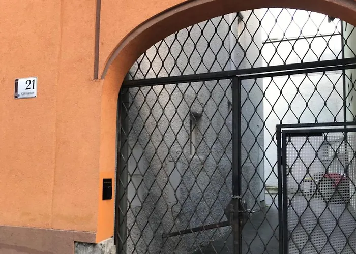 Neues Im Zentrum Von Fuer 2 Personen